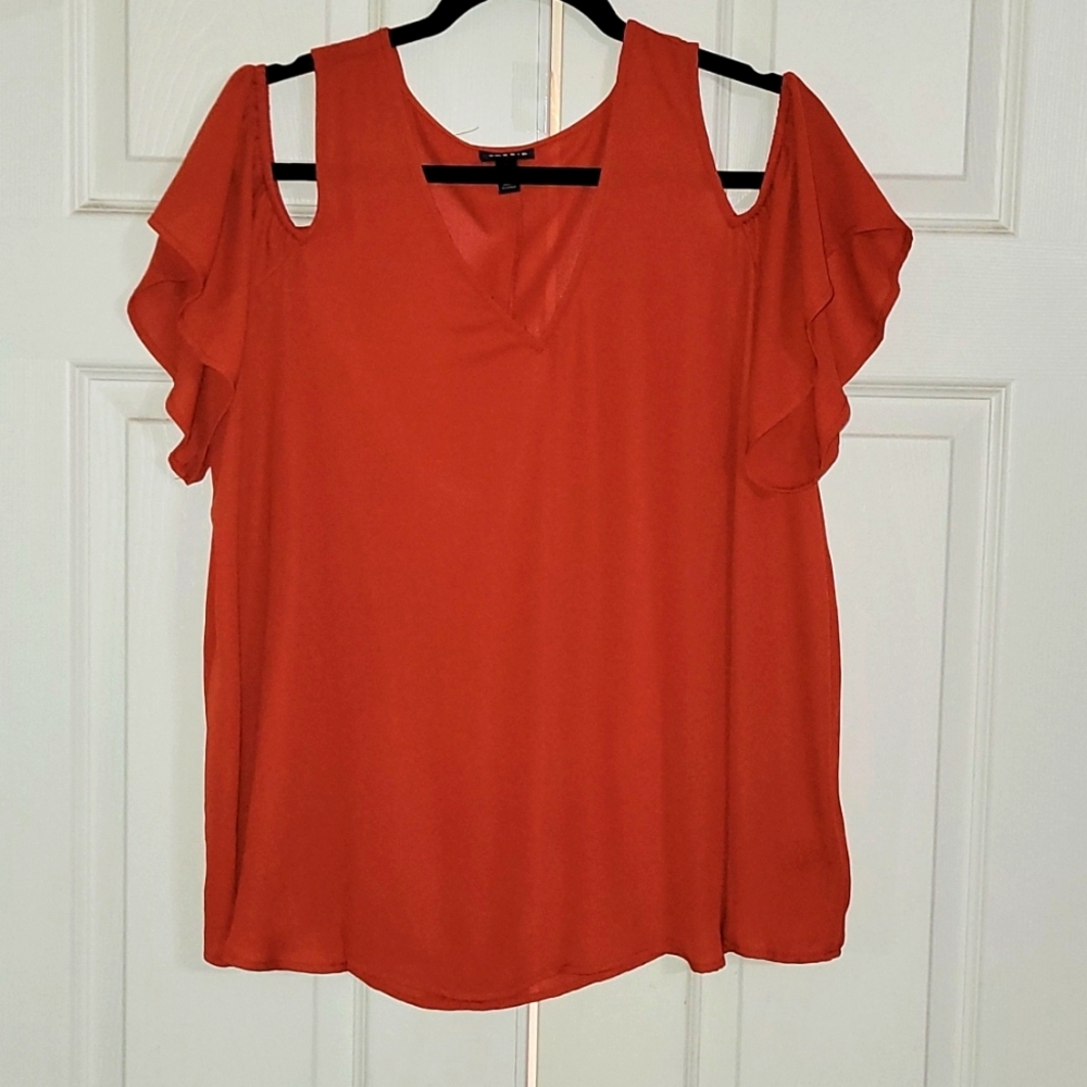 Torrid sz 00 burnt orange cold shoulder blouse 100%polyester